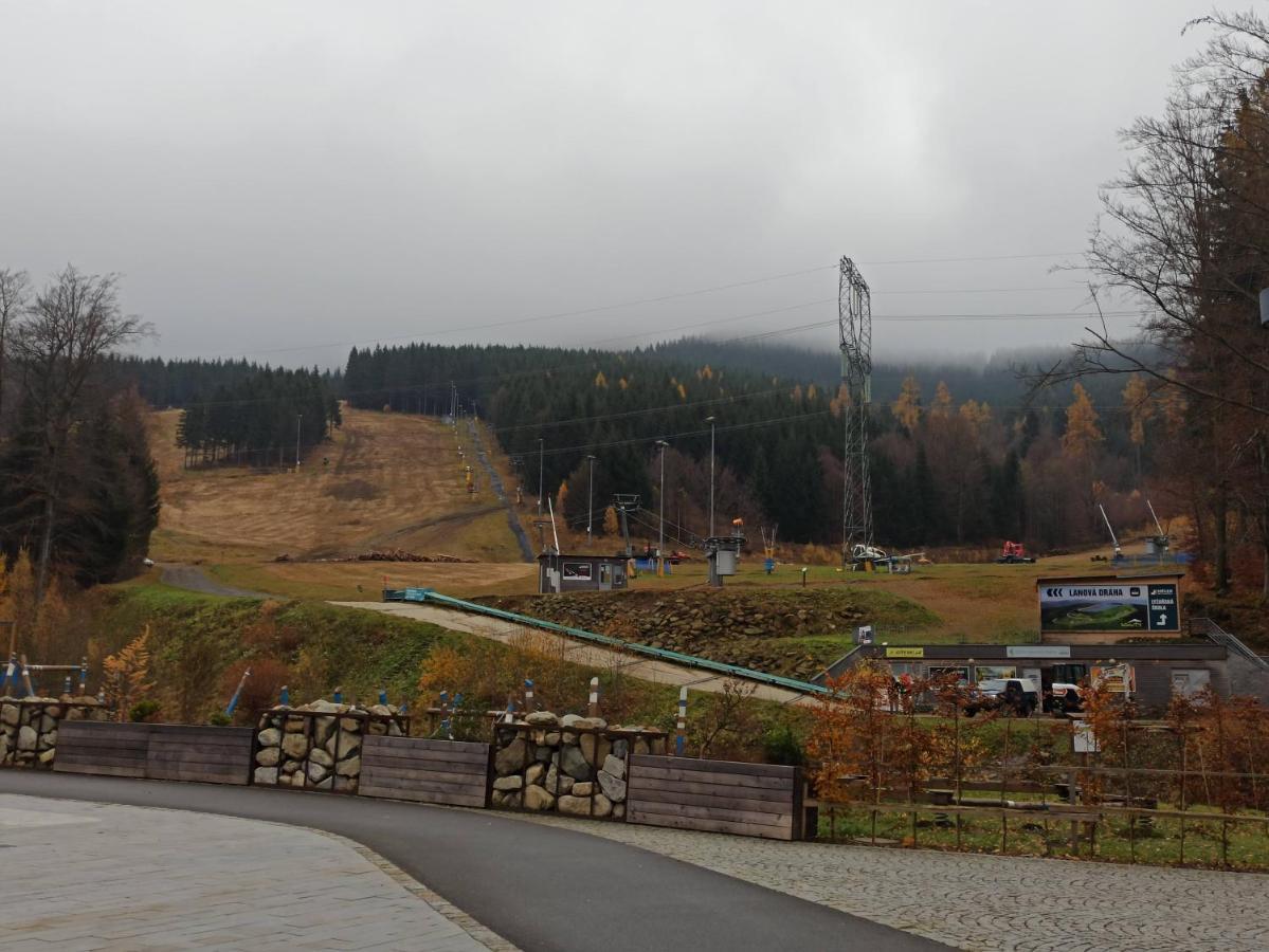Apartamento Mezonetový Apartmán Kouty nad Desnou Loučná nad Desnou Exterior foto